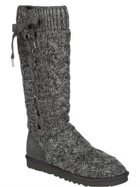 UGG Women’s Mahayla Grey Knit Boots